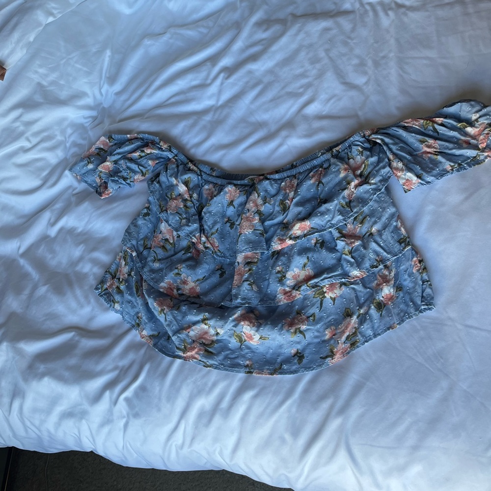 American Eagle Top
